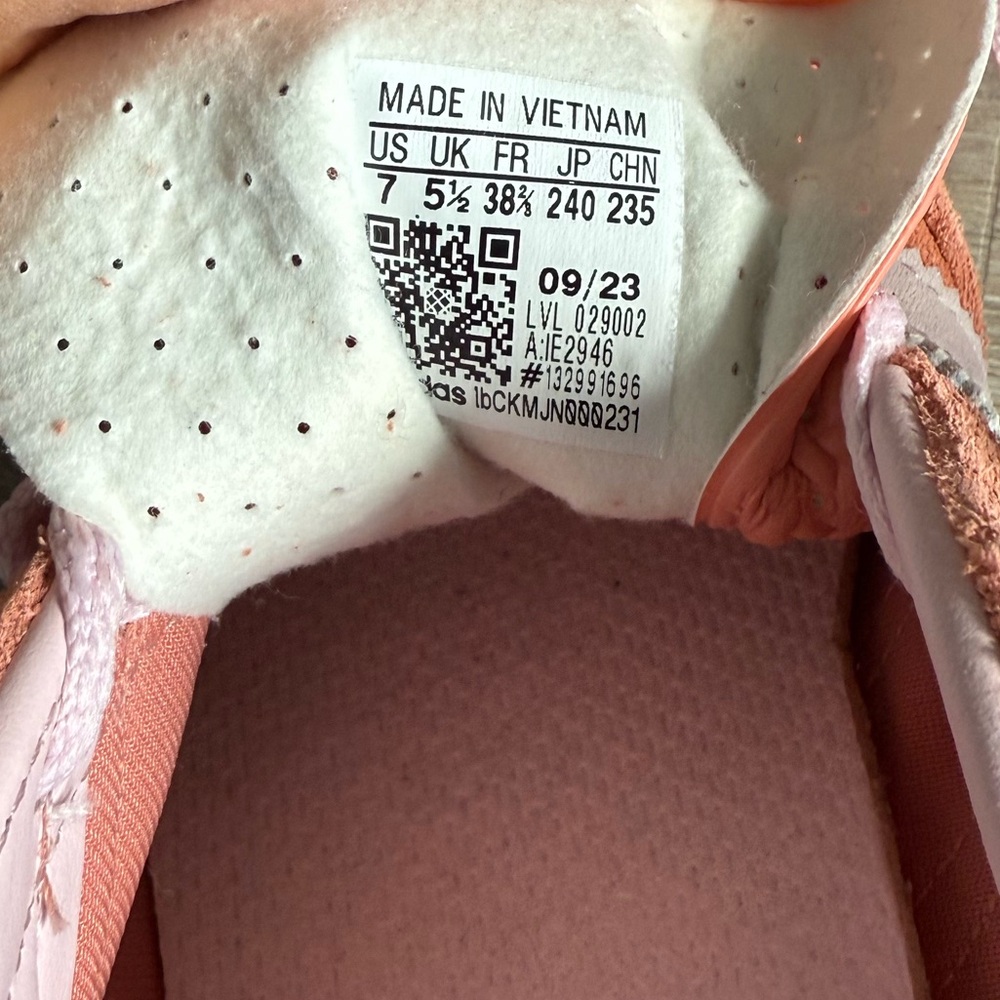 Adidas Gazelle Originals - image 5